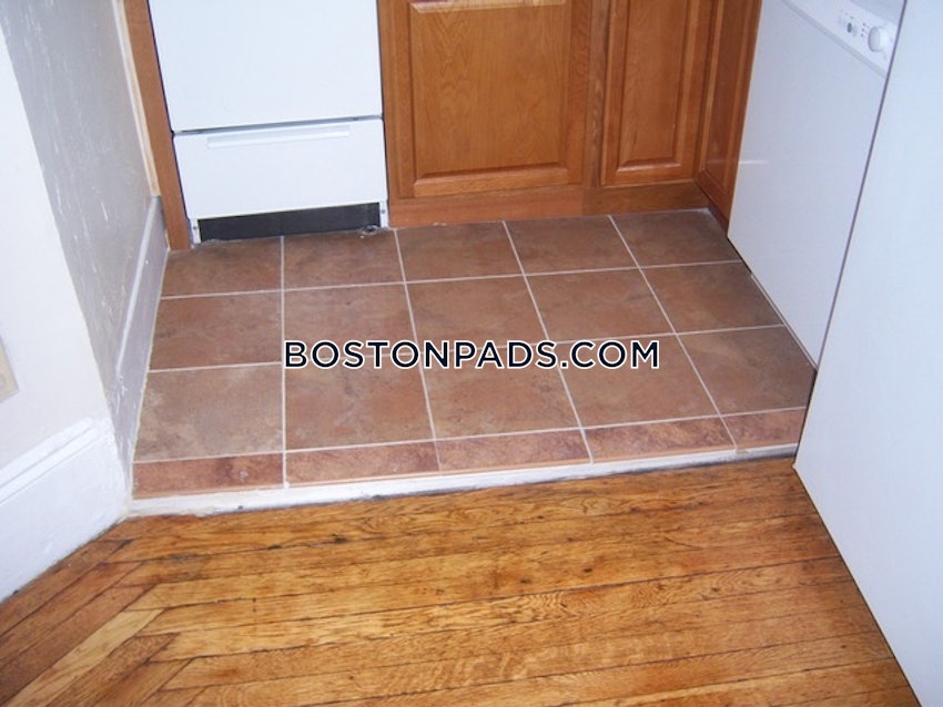 BOSTON - NORTHEASTERN/SYMPHONY - 3 Beds, 1 Bath - Image 15