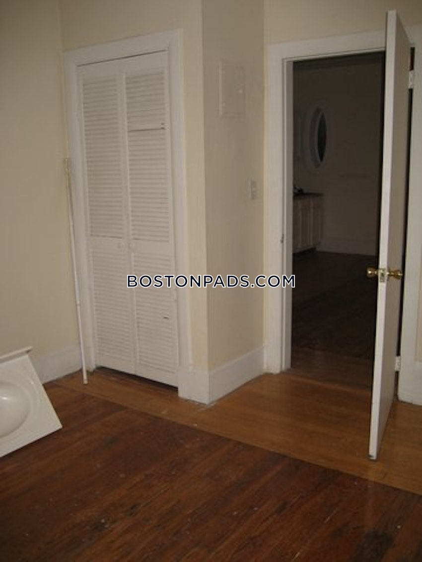 BOSTON - NORTHEASTERN/SYMPHONY - 1 Bed, 1 Bath - Image 7