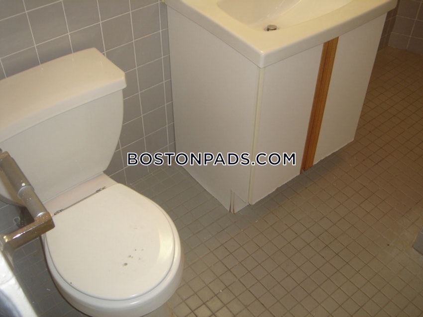 BOSTON - NORTHEASTERN/SYMPHONY - 2 Beds, 1 Bath - Image 19