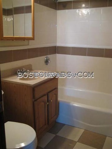 Boston - 3 Beds, 1 Baths