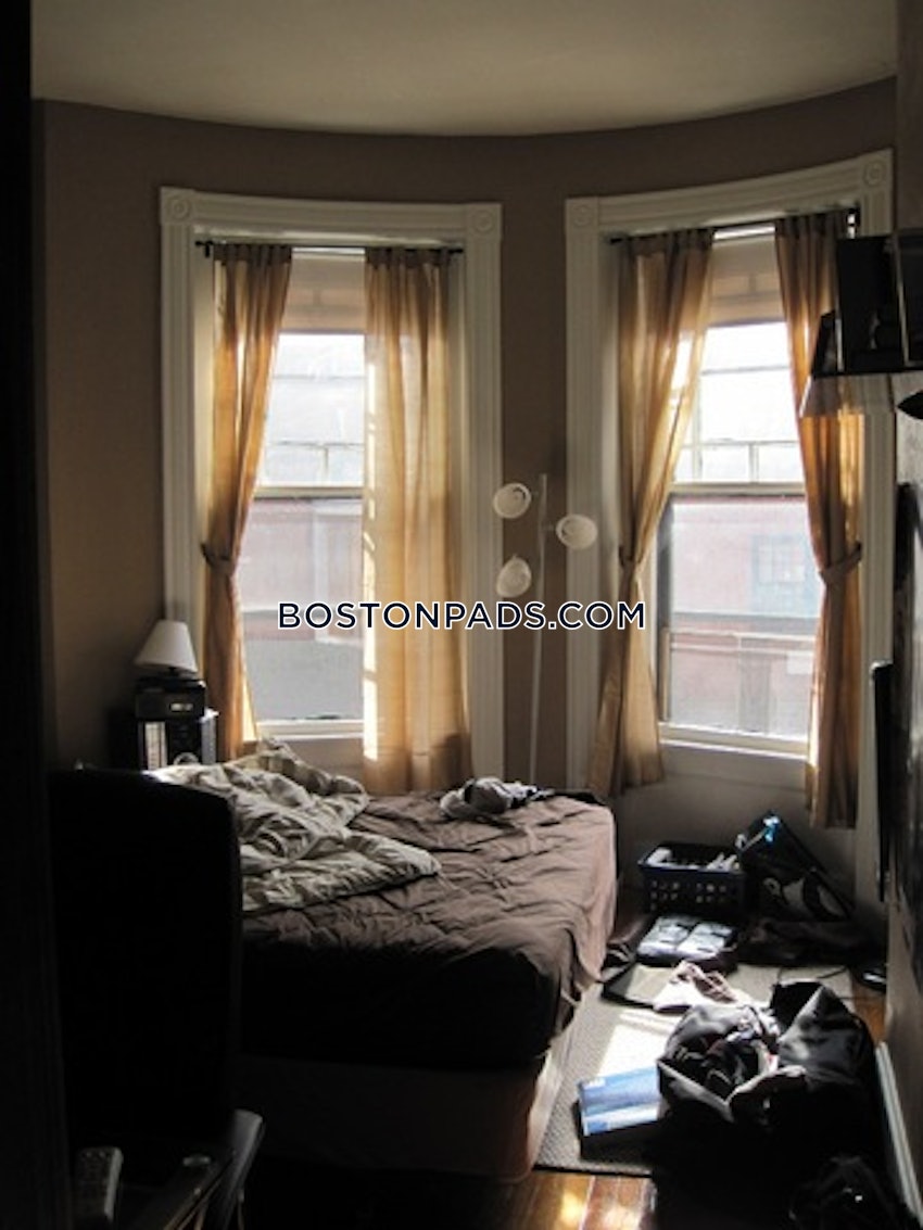 BOSTON - NORTHEASTERN/SYMPHONY - 2 Beds, 1 Bath - Image 15