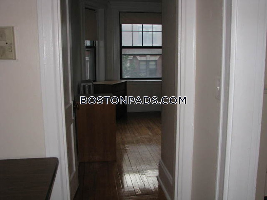 Boston - $2,550+ /month