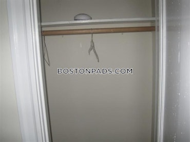 Boston - 0 Beds, 1 Baths
