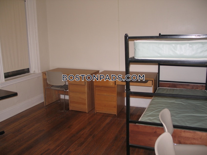 Boston - $2,450+ /month