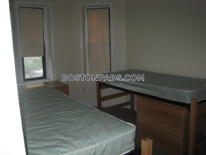 Boston - $2,550+ /month