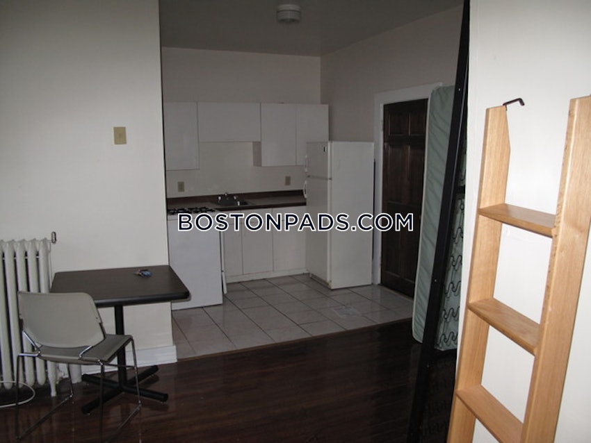 BOSTON - NORTHEASTERN/SYMPHONY - 1 Bed, 1 Bath - Image 8