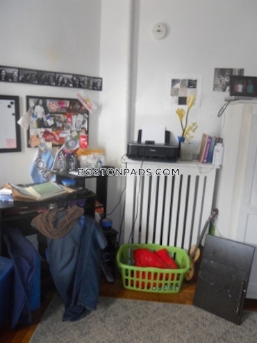 Boston - 0 Beds, 1 Baths