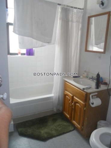 Boston - 0 Beds, 1 Baths