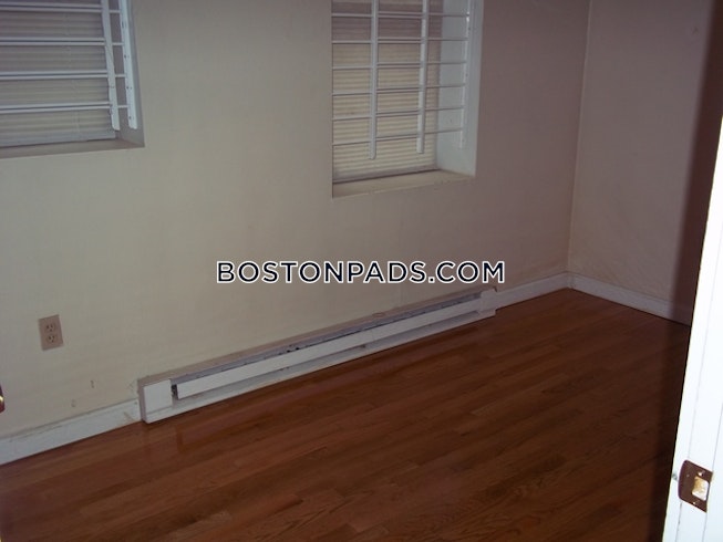 Boston - $3,400+ /mo