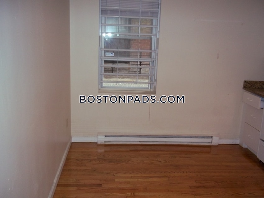 BOSTON - NORTHEASTERN/SYMPHONY - 2 Beds, 1 Bath - Image 10