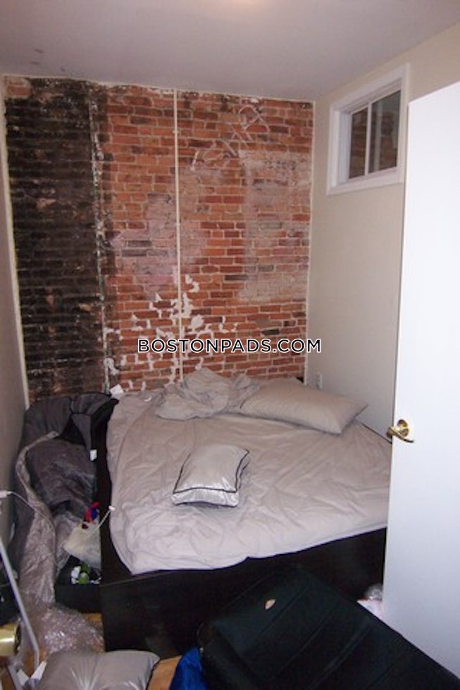 Boston - $3,300+ /mo