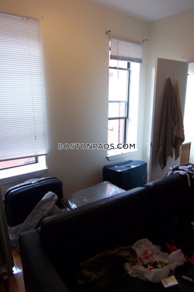 Boston - $3,300+ /mo