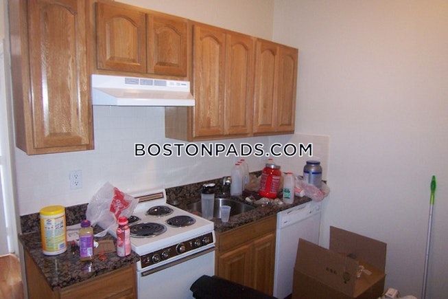 Boston - $3,300+ /mo