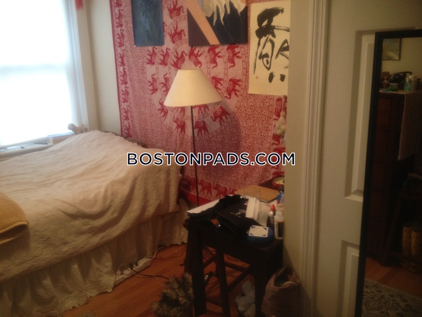 BOSTON - NORTHEASTERN/SYMPHONY - 2 Beds, 1 Bath - Image 10