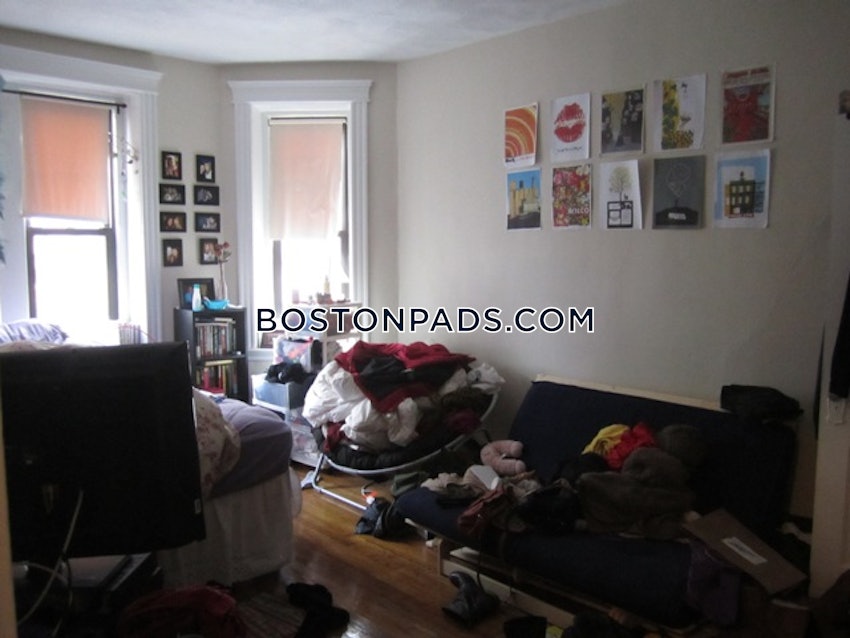 BOSTON - NORTHEASTERN/SYMPHONY - 1 Bed, 1 Bath - Image 1