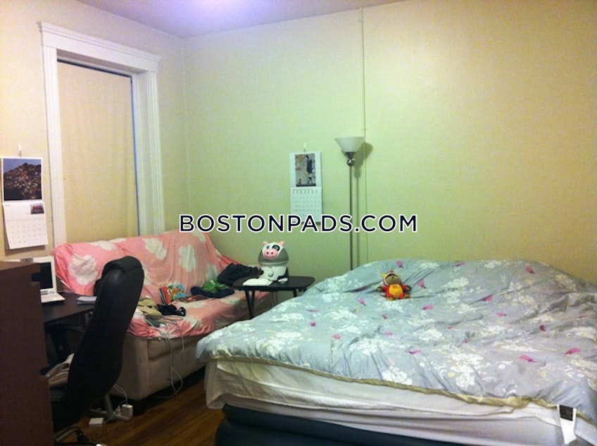 Boston - $2,450+ /month