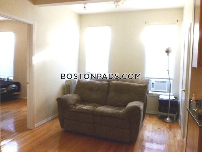 Boston - $3,300+ /mo