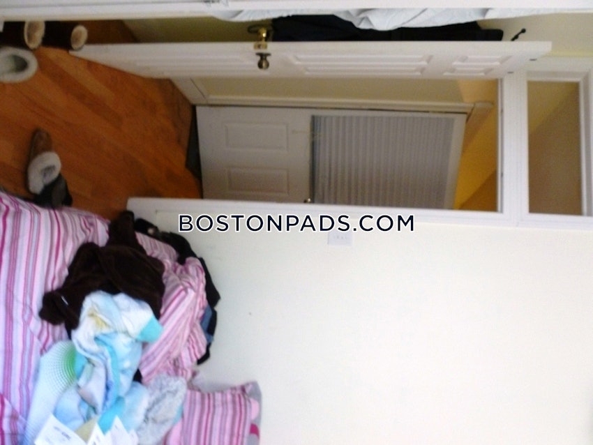 Boston - Northeastern/Symphony - 3 Beds, 1 Bath - Image 13