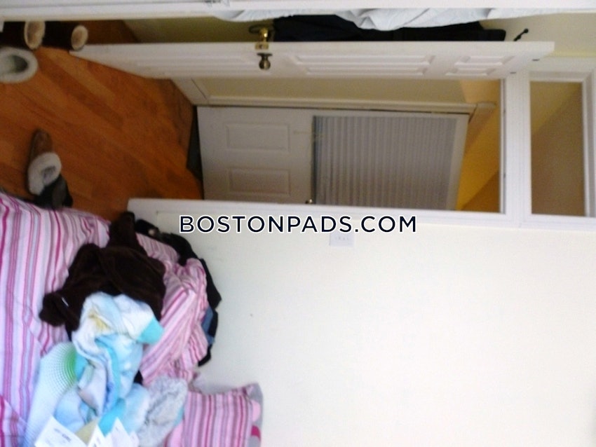 BOSTON - NORTHEASTERN/SYMPHONY - 3 Beds, 1 Bath - Image 13