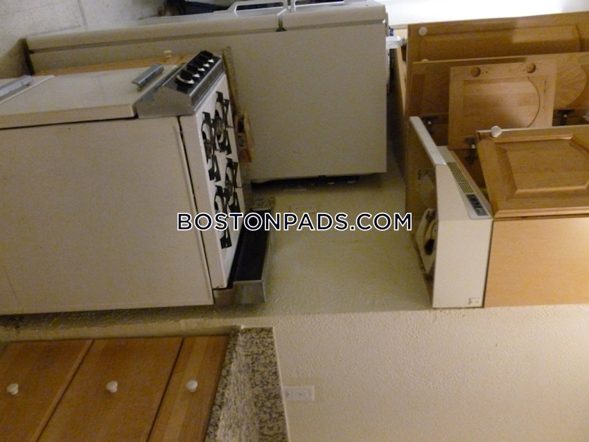 BOSTON - NORTHEASTERN/SYMPHONY - 1 Bed, 1 Bath - Image 6