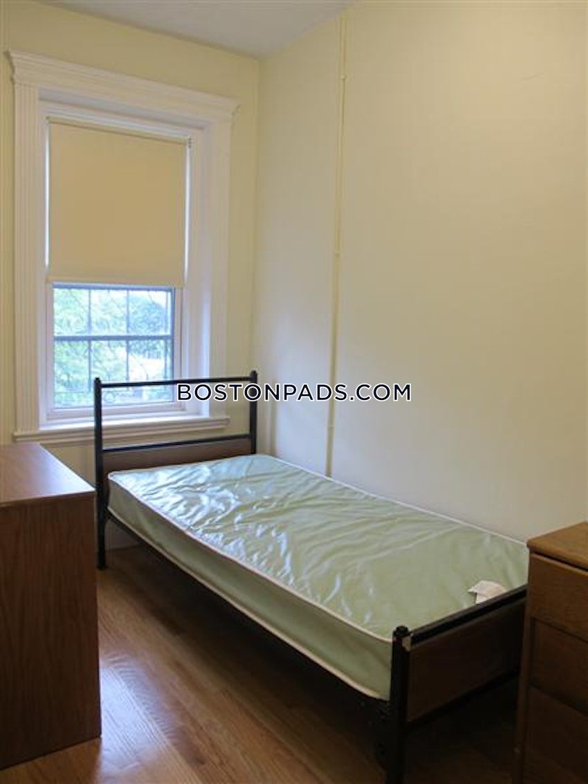 BOSTON - NORTHEASTERN/SYMPHONY - 2 Beds, 1 Bath - Image 6