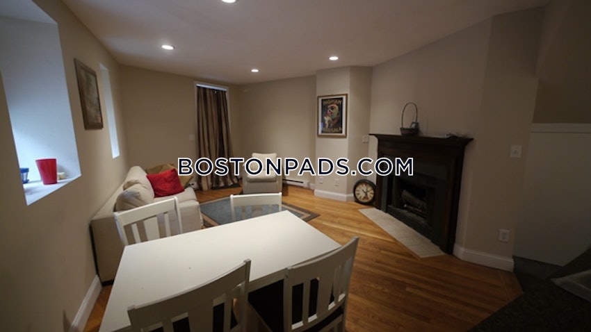 BOSTON - NORTHEASTERN/SYMPHONY - 2 Beds, 1 Bath - Image 4