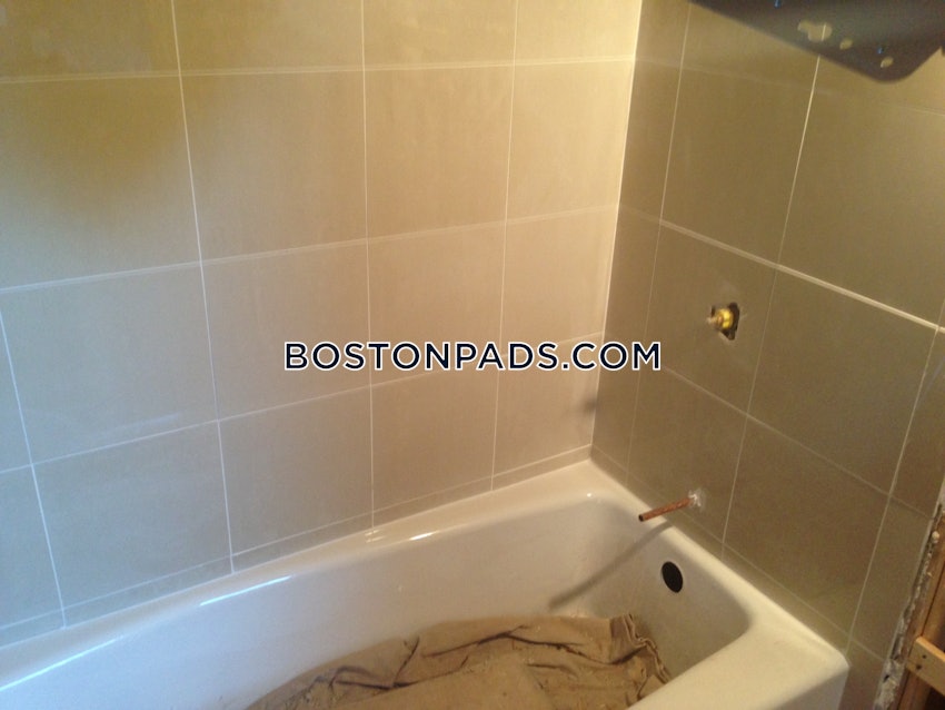 BOSTON - NORTHEASTERN/SYMPHONY - 2 Beds, 1 Bath - Image 1