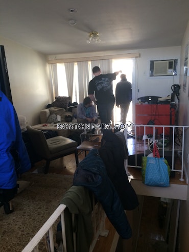 Boston - 3 Beds, 1 Baths