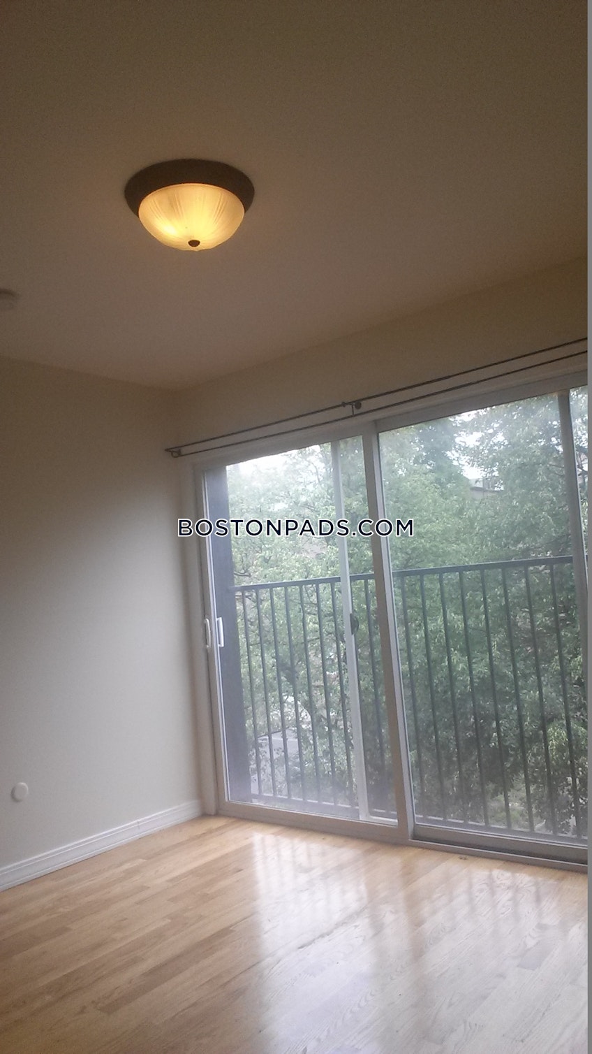 Boston - $2,600+ /month