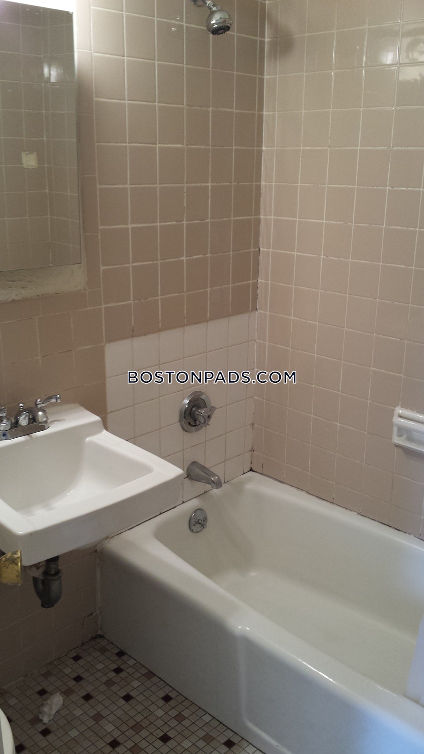 BOSTON - NORTHEASTERN/SYMPHONY - 1 Bed, 1 Bath - Image 12