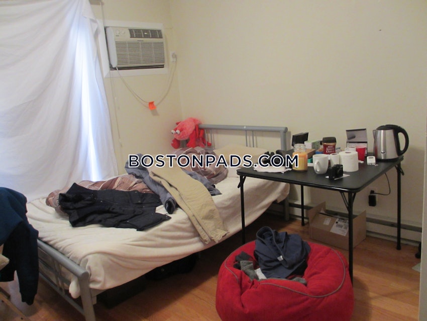 BOSTON - NORTHEASTERN/SYMPHONY - 3 Beds, 1 Bath - Image 15