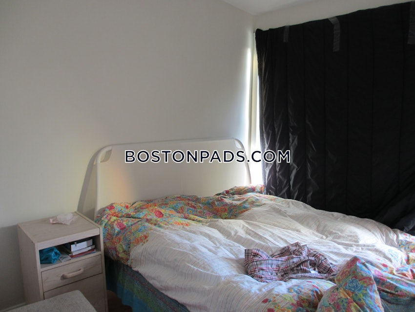 BOSTON - NORTHEASTERN/SYMPHONY - 3 Beds, 1 Bath - Image 11