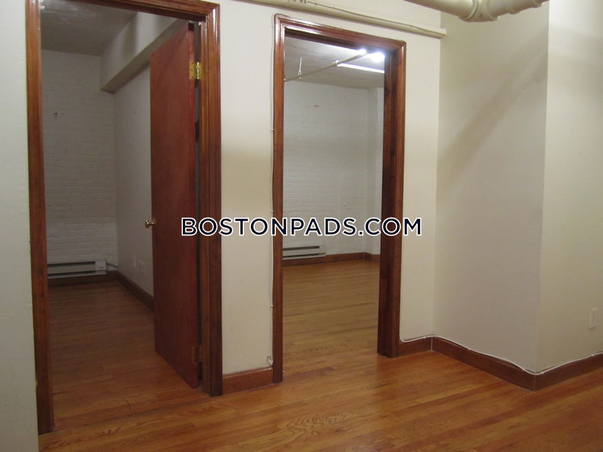 BOSTON - NORTHEASTERN/SYMPHONY - 3 Beds, 1 Bath - Image 43