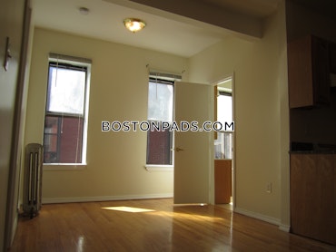 Boston - 2 Beds, 1 Baths