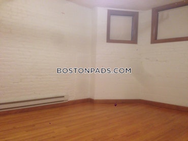 Boston - 3 Beds, 1 Baths