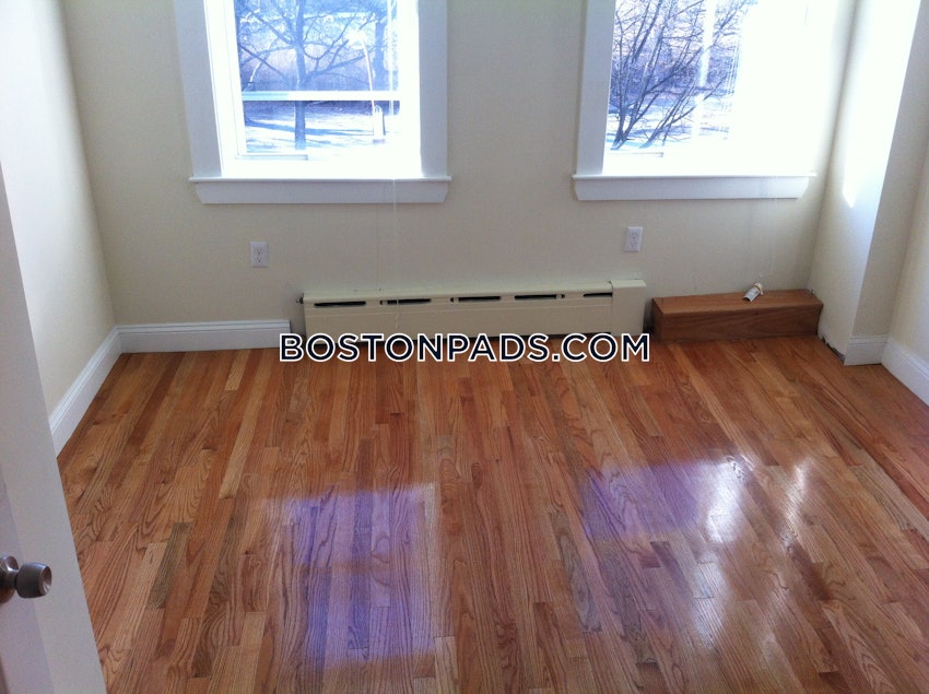 BOSTON - NORTHEASTERN/SYMPHONY - 4 Beds, 2 Baths - Image 8