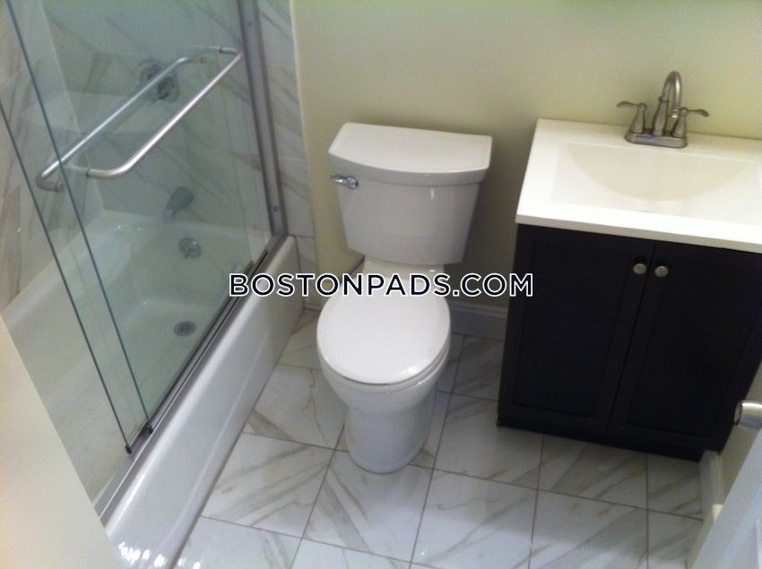 BOSTON - NORTHEASTERN/SYMPHONY - 4 Beds, 2 Baths - Image 12