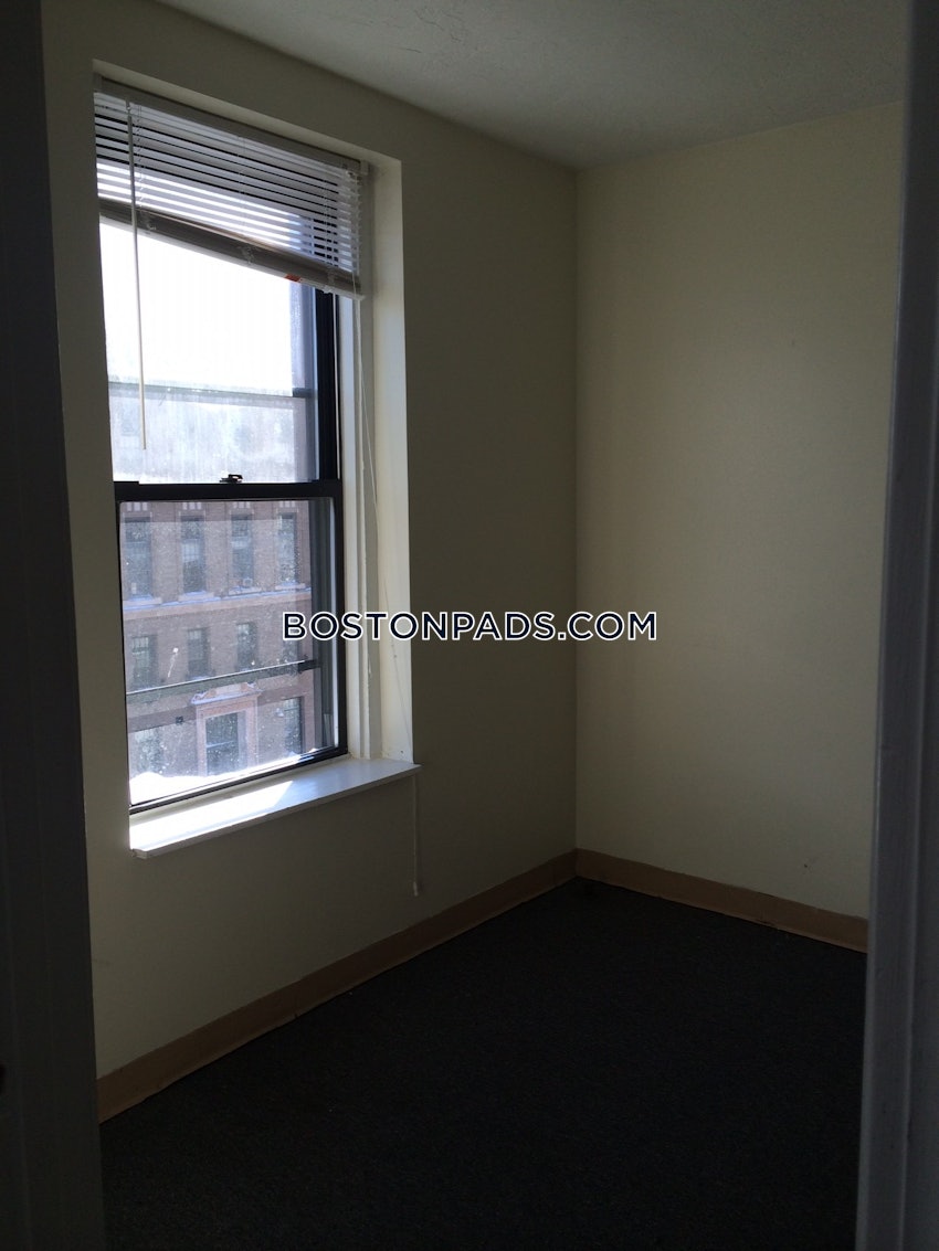 BOSTON - NORTHEASTERN/SYMPHONY - 1 Bed, 1 Bath - Image 19