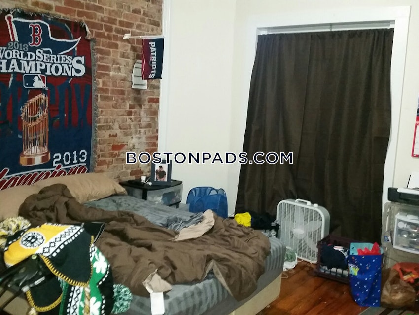BOSTON - NORTHEASTERN/SYMPHONY - 3 Beds, 1 Bath - Image 42