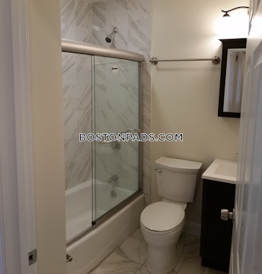 Boston - 4 Beds, 2 Baths