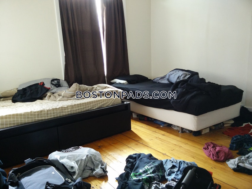 BOSTON - NORTHEASTERN/SYMPHONY - 3 Beds, 1 Bath - Image 10