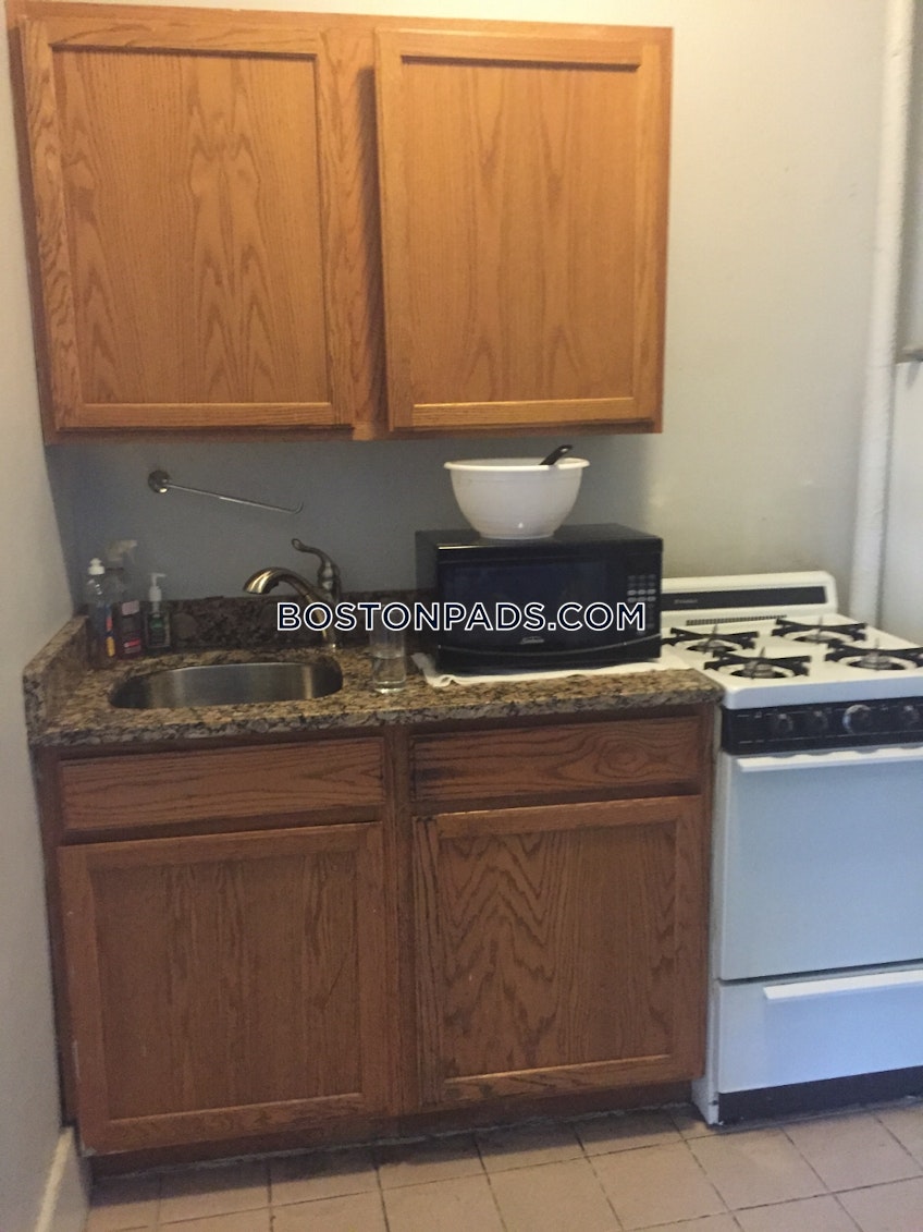 Boston - $2,450+ /month