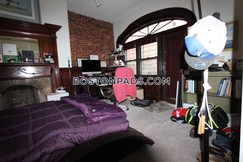 BOSTON - NORTHEASTERN/SYMPHONY - 2 Beds, 2 Baths - Image 8