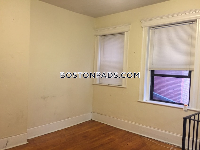Boston - $3,750+ /month