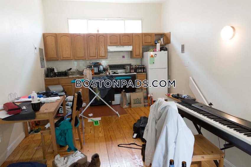 BOSTON - NORTHEASTERN/SYMPHONY - 2 Beds, 1 Bath - Image 12