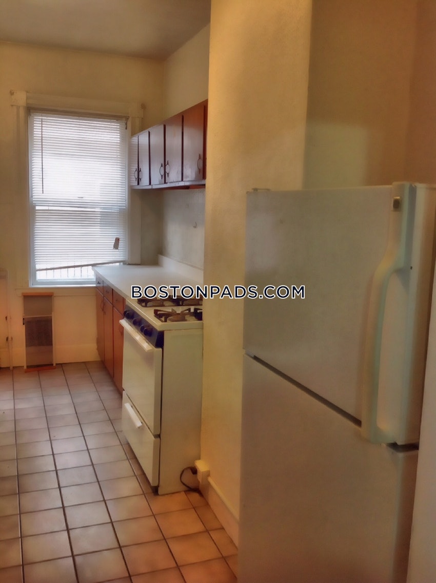 BOSTON - NORTHEASTERN/SYMPHONY - 2 Beds, 1 Bath - Image 11