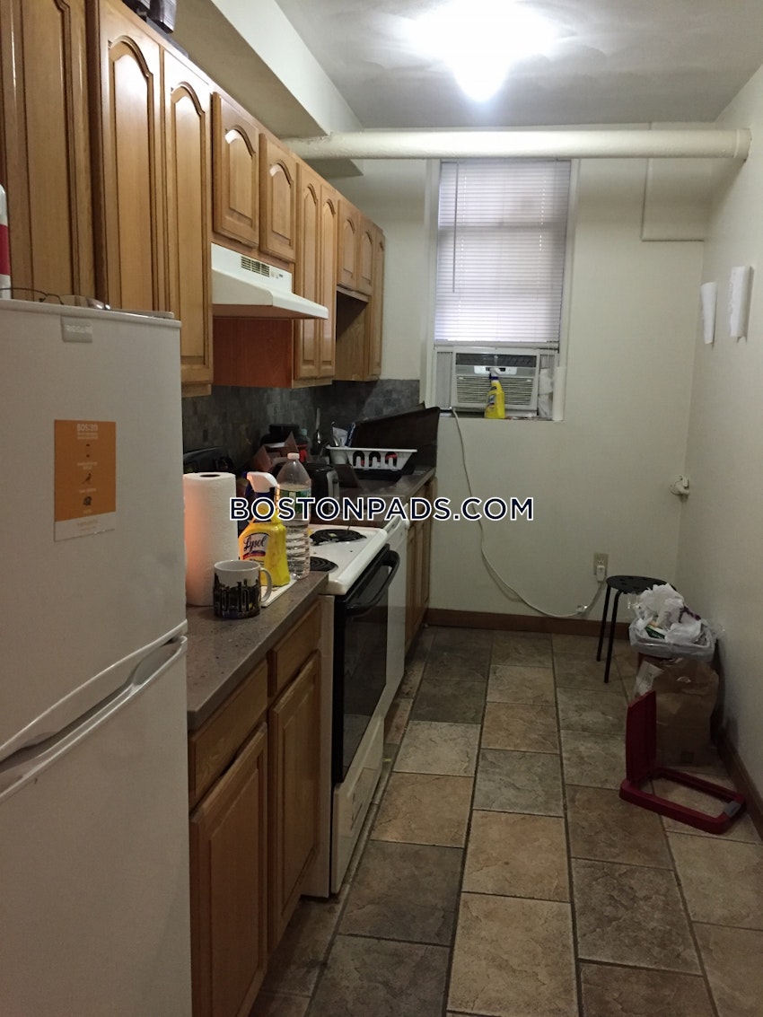 BOSTON - NORTHEASTERN/SYMPHONY - 2 Beds, 1 Bath - Image 2