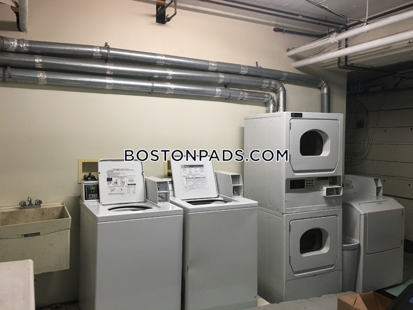 Boston - $3,900+ /month
