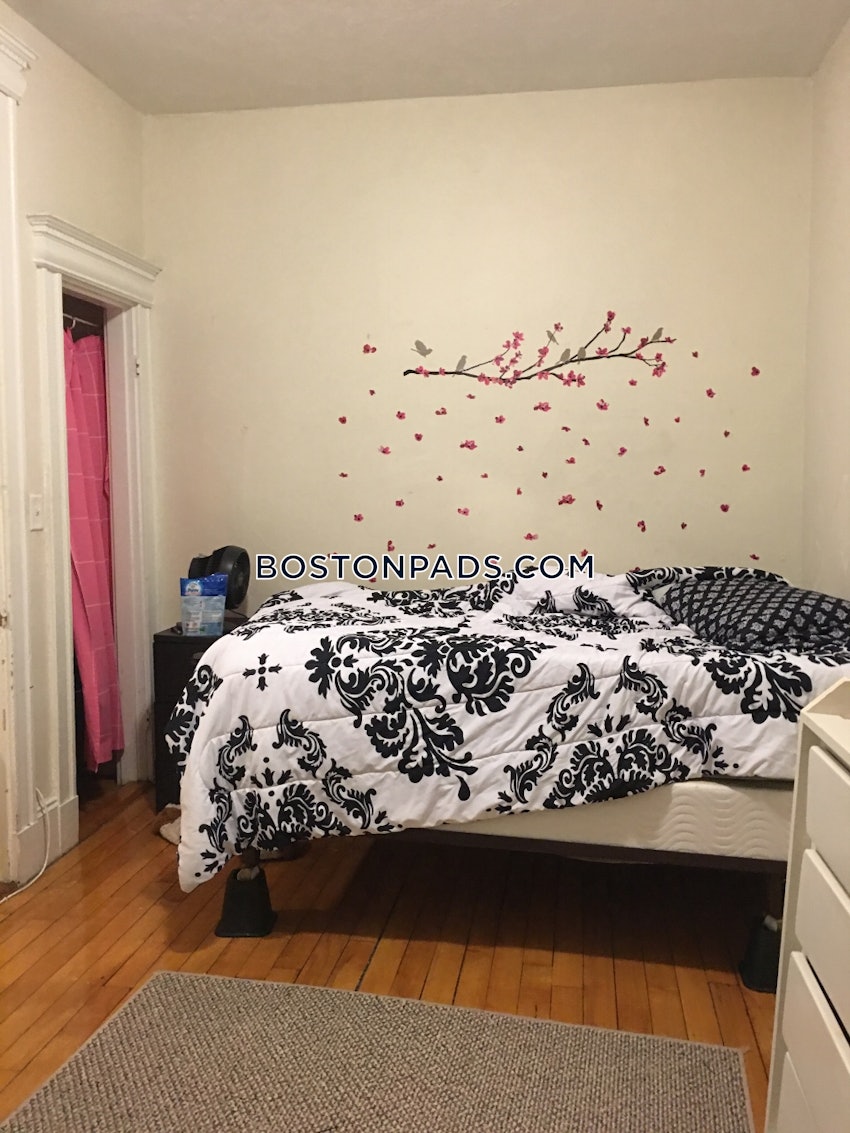 BOSTON - NORTHEASTERN/SYMPHONY - 2 Beds, 1 Bath - Image 7