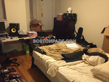 Boston - 4 Beds, 1 Baths